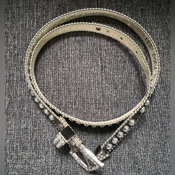 B.B. Simon belt with Crystals & Studs - Women’s 31 - Picture 1 of 10